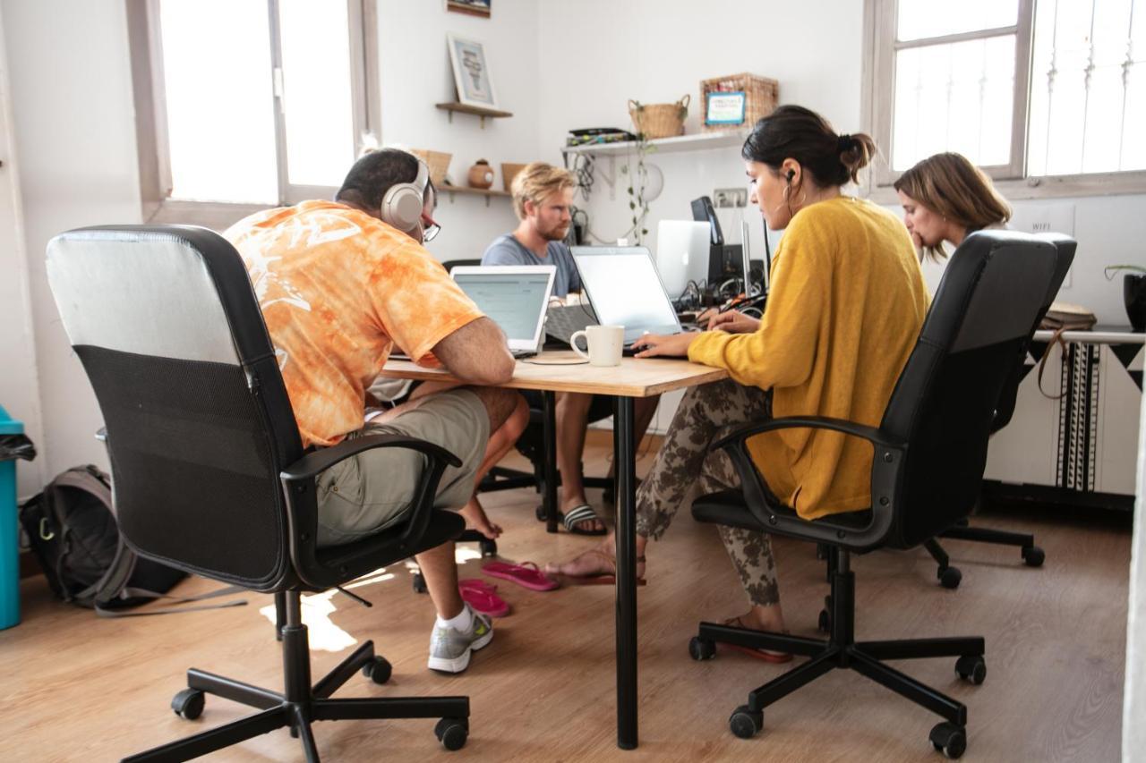 La Cocotera Boutique Hostel & Coworking Tarifa Eksteriør billede
