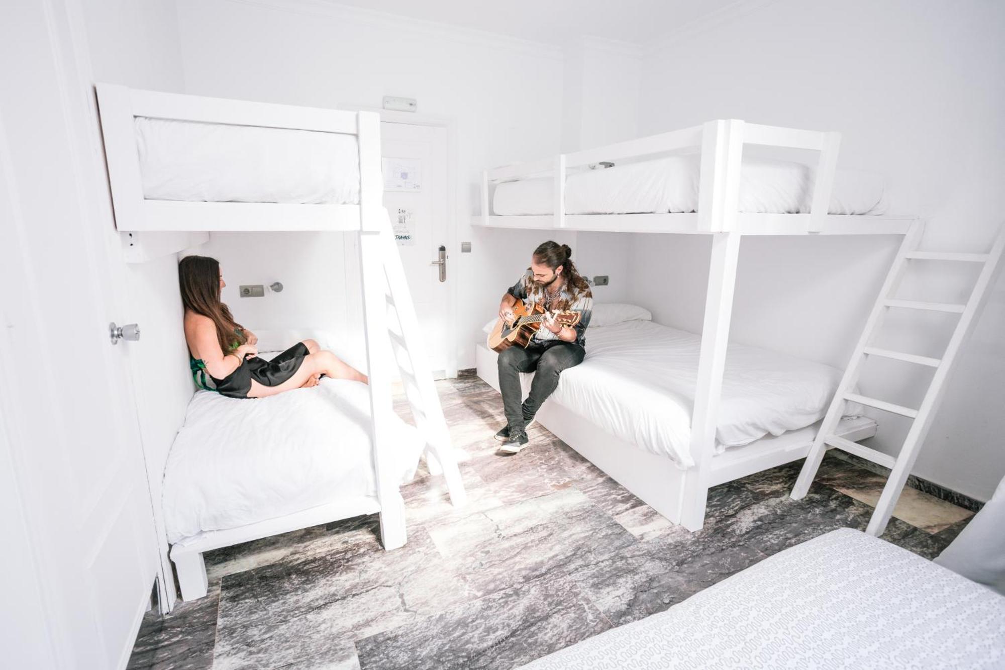 La Cocotera Boutique Hostel & Coworking Tarifa Eksteriør billede